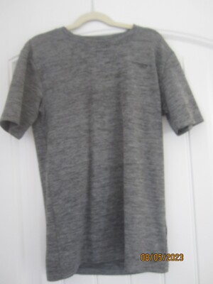NWOT Copper Fit Youth Compression Base Layer Shirt Size Gray M Retail $25