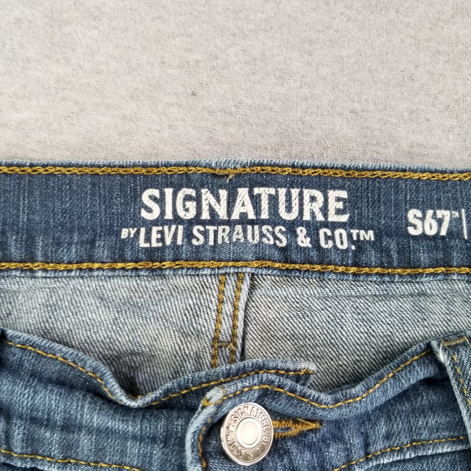 Mens Levi Signatures Athletic Dark Wash Blue Jeans *See Photo for measurements* thumbnail 2