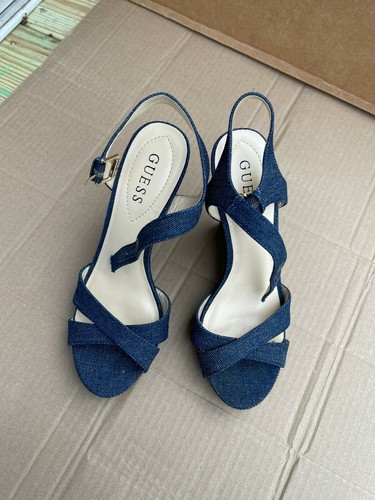 GUESS Womens Shoes Sz 7 M Blue Denim 