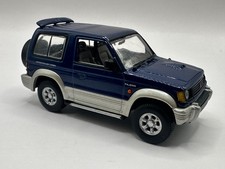 Mitsubishi Pajero SWB diecast Pauls Model Art Minichamps (v36)