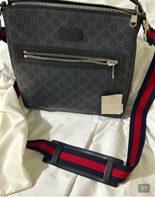 Gucci GG Supreme GG Pattern Messenger Bag Black w/ Red Blue Web Strap Zip