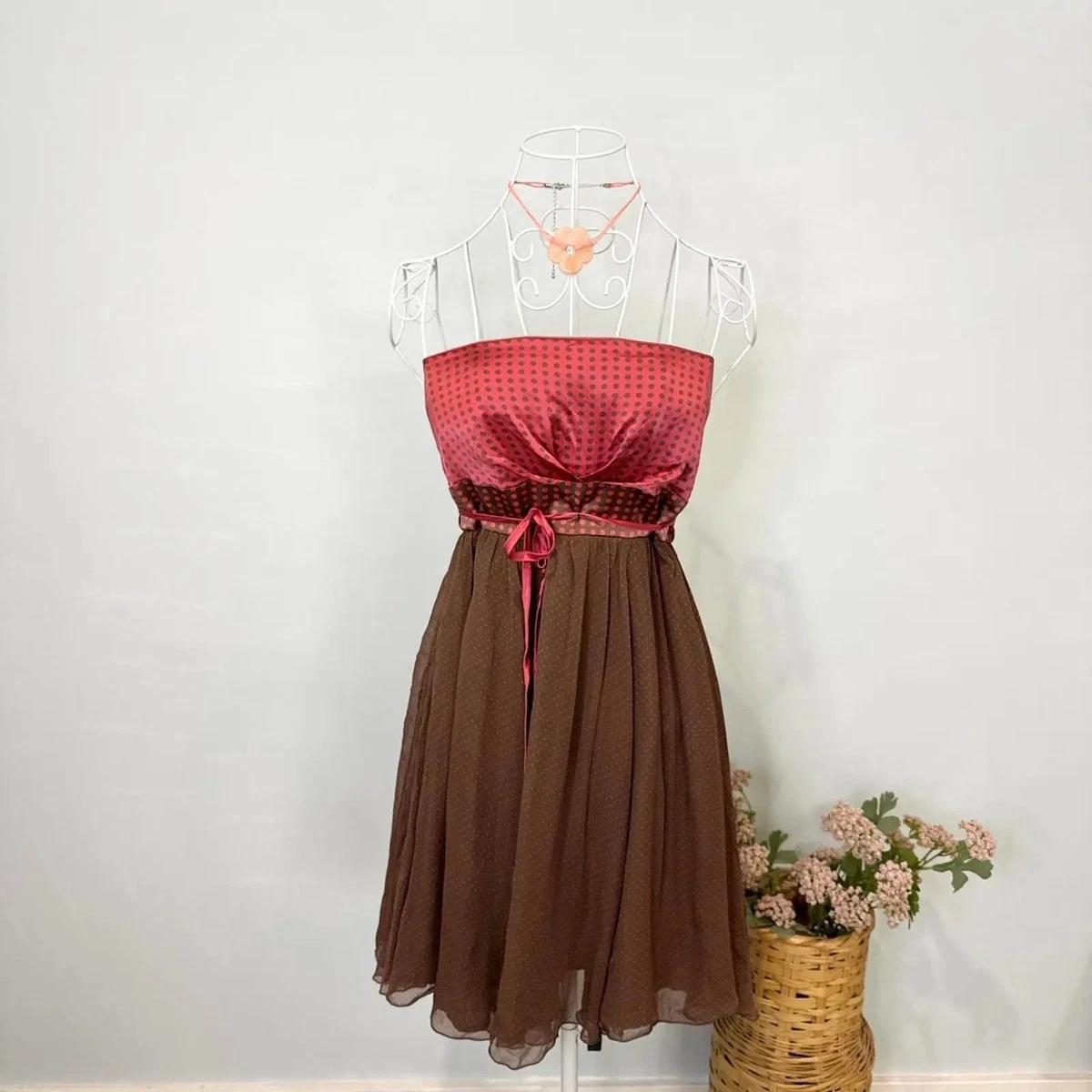 Blouse (Haut) Bebe En Satin Soie Rose à Pois - Taille XS - Manches Courtes - Occasion Très Bon État