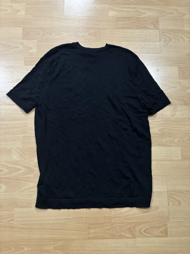 Camiseta Louis Vuitton LV Logo M Cuello Redondo Algodón Negra Talla XXL Foto 2 de 4
