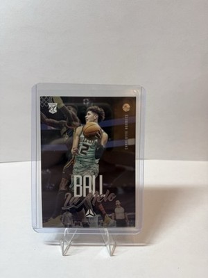 2020-21 Panini Chronicles - Luminance LaMelo Ball #147 (RC)