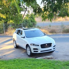 2017 Jaguar F-Pace PRESTIGE