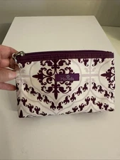 MODELLA ZIPPER POUCH MAKEUP BAG