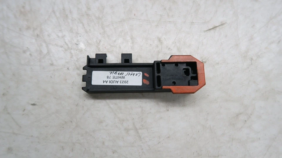 2017-2024 Audi A4 OEM console central módulo de antena de entrada sem chave 4M0907247A - Imagem 4 de 4