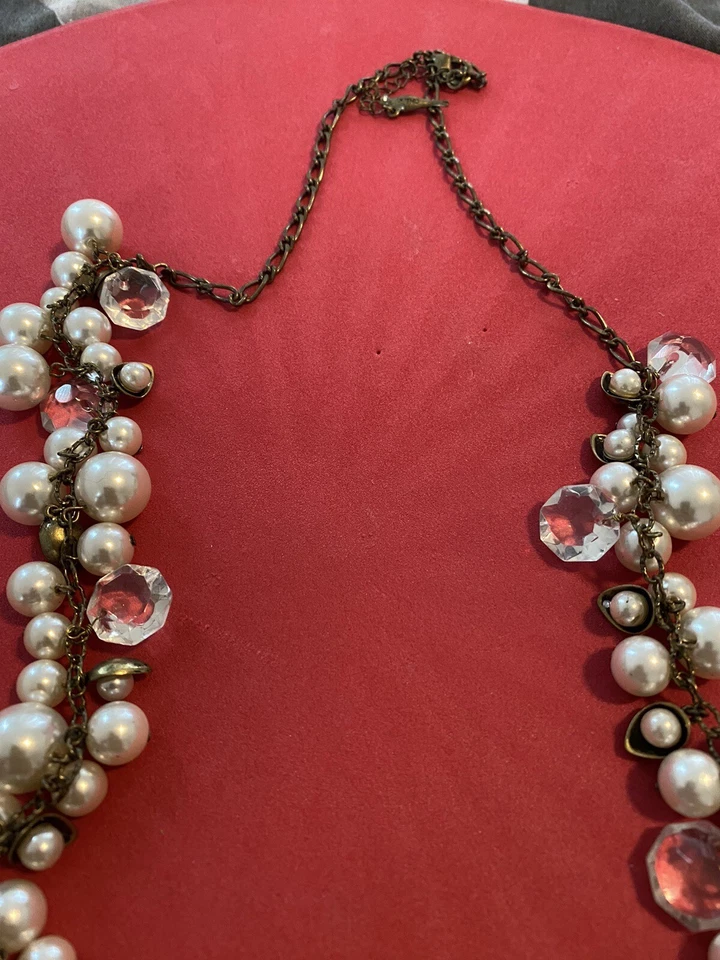 Collar de moda Chloe + Isabel imitación perlas y cuentas de cristal de vidrio firmado por diseñador Foto 3 de 3