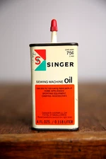 Vintage SINGER Sewing Machine Oil 3oz Handy Oiler Oil Can Tin featherweight etc