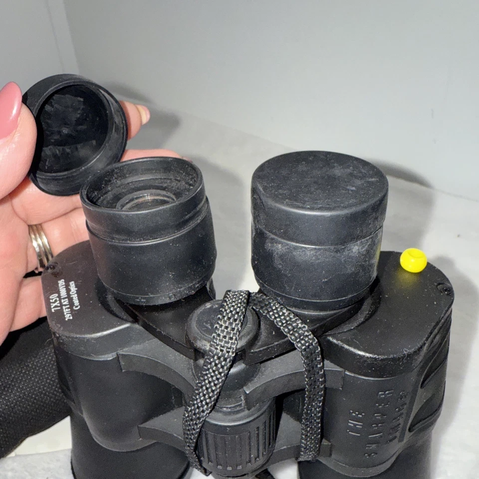 The Sharper Image 7 X 50 Outdoor UV Binoculars With Cloth Carrying Case - Image 3 of 4