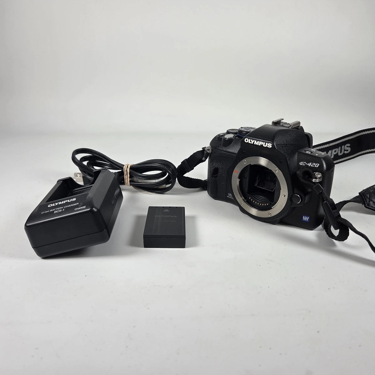 中古】 【難あり品】 オリンパス E-420 ボディ Olympus E-420 Digital