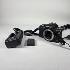 Olympus EVOLT E-420 10.0MP Digital SLR Camera Body w/Battery Charger Read Desc