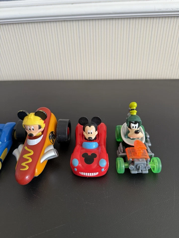 Disney Junior Roadster Racers Die-cast Cars Mickey Mouse Goofy Donald Lote de 5 Foto 3 de 3