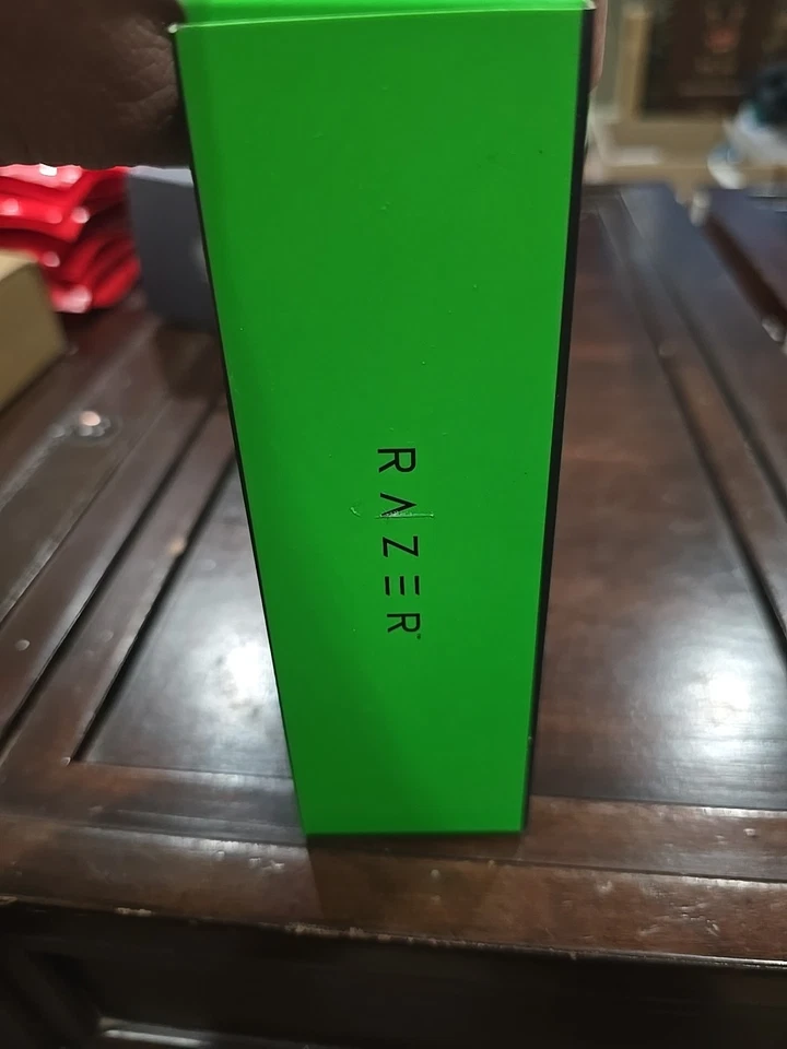 Razer DEATHADDER ESSENTIAL Wired Optical Gaming Mouse - WHITE RZ01-03850200-R3U1 - Image 4 of 4