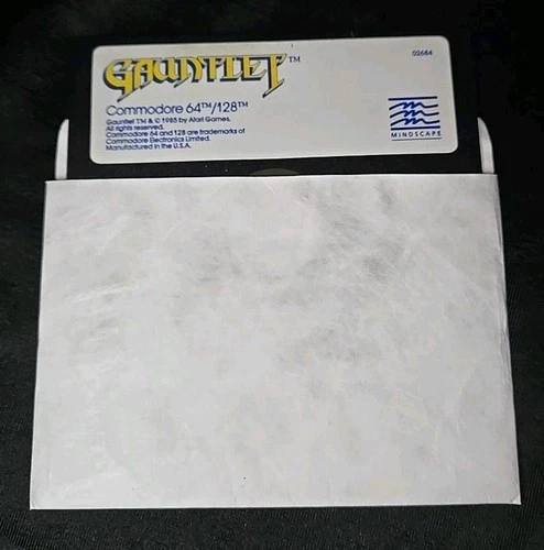 Gauntlet (Commodore 64/128, 1986) Disk only Vintage Retro Computer Game Untested