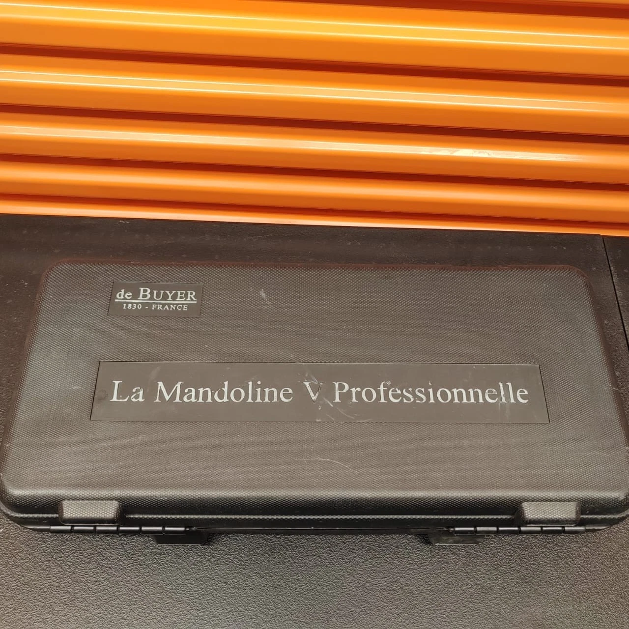 de Buyer La Mandoline V Professionnelle Mandoline Slicer Set w/ Case *incomplete