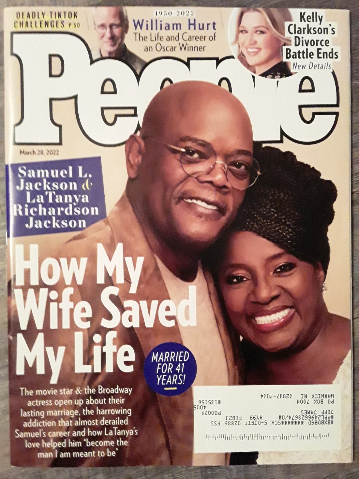 People Magazine Mar 28 2022 Featuring Samuel L Jackson Kelly Clarkson William Hurt