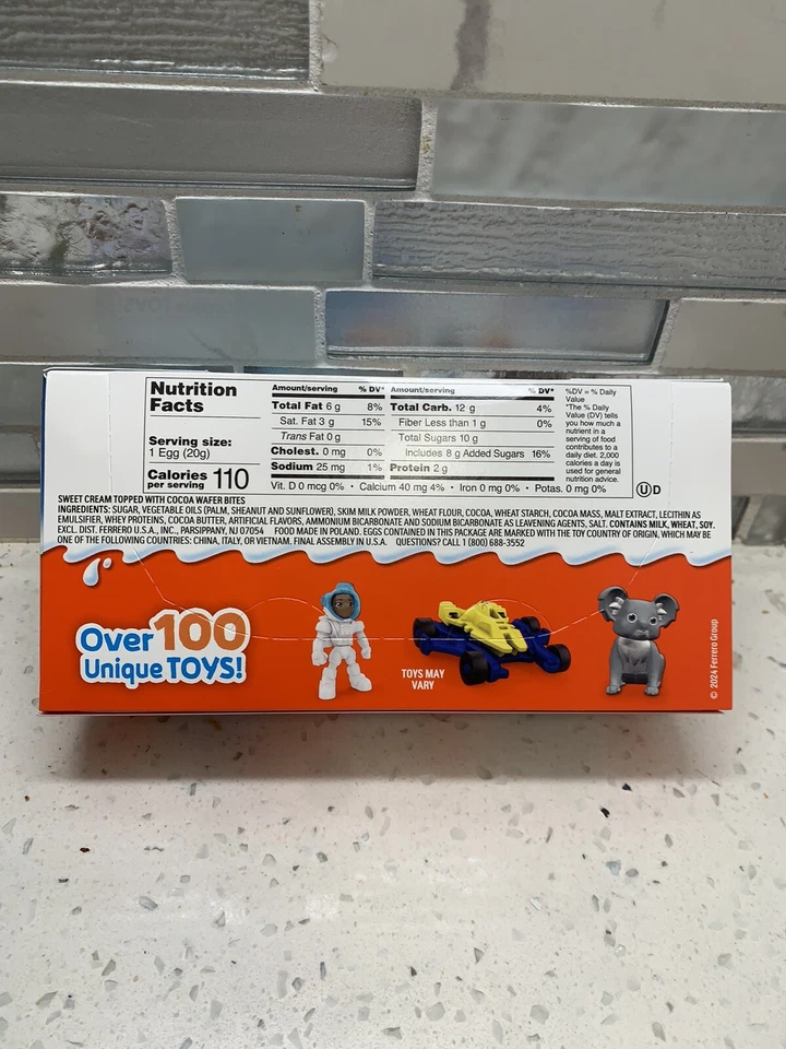 Paquete de 3 golosinas Kinder JOY + juguete crema dulce cubierta con bocados de oblea de cacao 0,7 OZ cada uno Foto 2 de 4