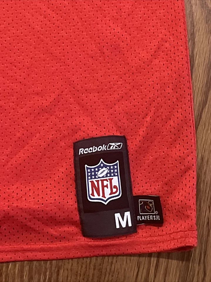 Camiseta masculina Priest Holmes Kansas City Chiefs tamanho médio Reebok vermelha vintage - Imagem 4 de 4