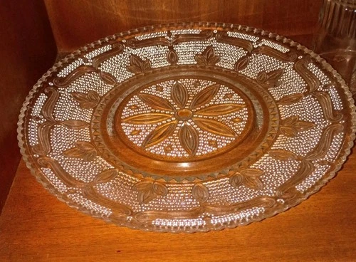 Vintage Federal Glass Heritage Sandwich Glass 11.5” Cake Plate Serving Platter