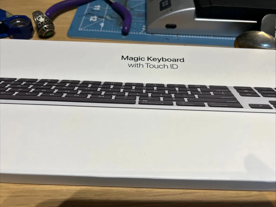 Apple A2520 Magic Keyboard With Touch ID and Numeric Keypad BLACK New - Image 2 of 4