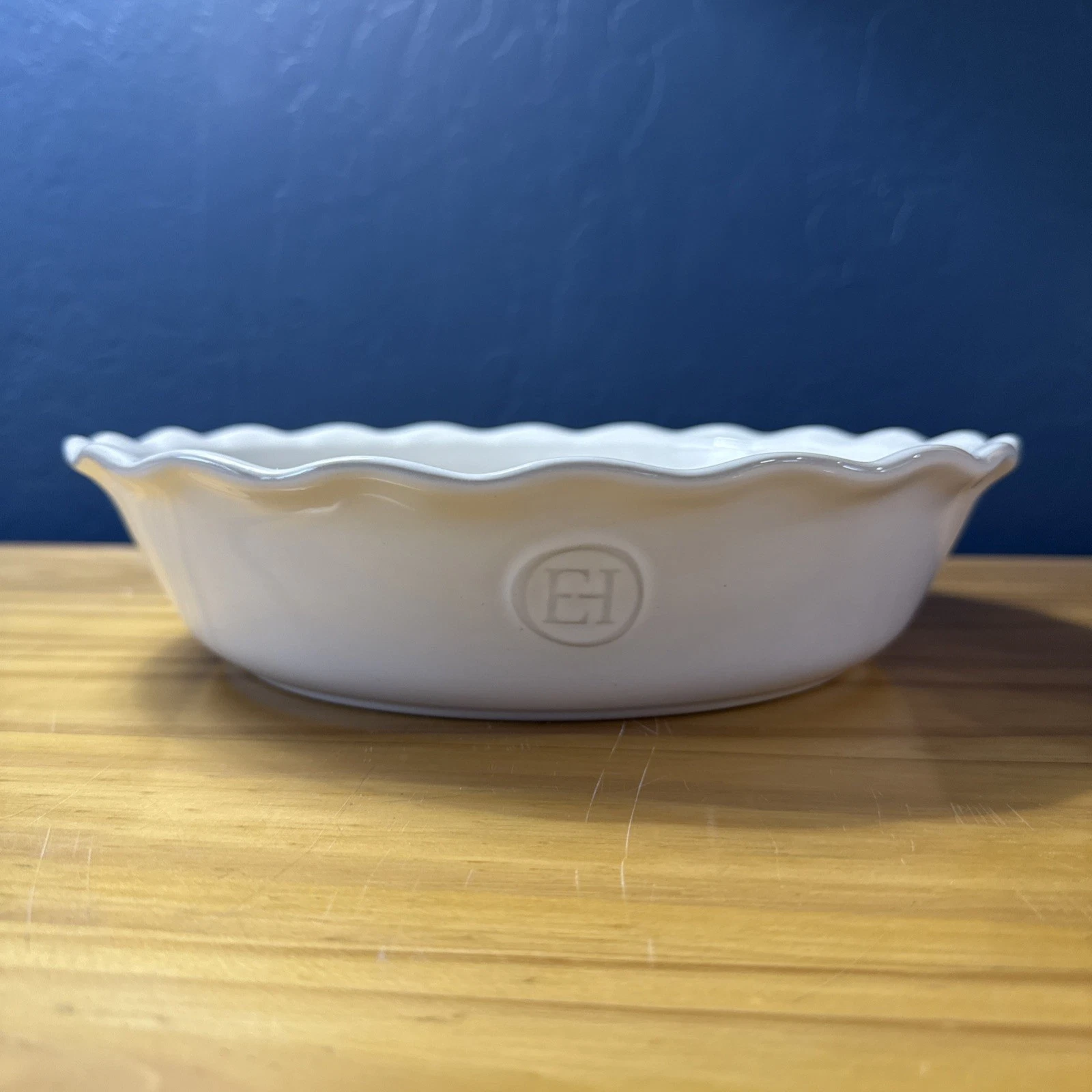 Emile Henry Pie Dish ~ 9”/1.7 qt ~ Sugar 61.21 ~ NEW