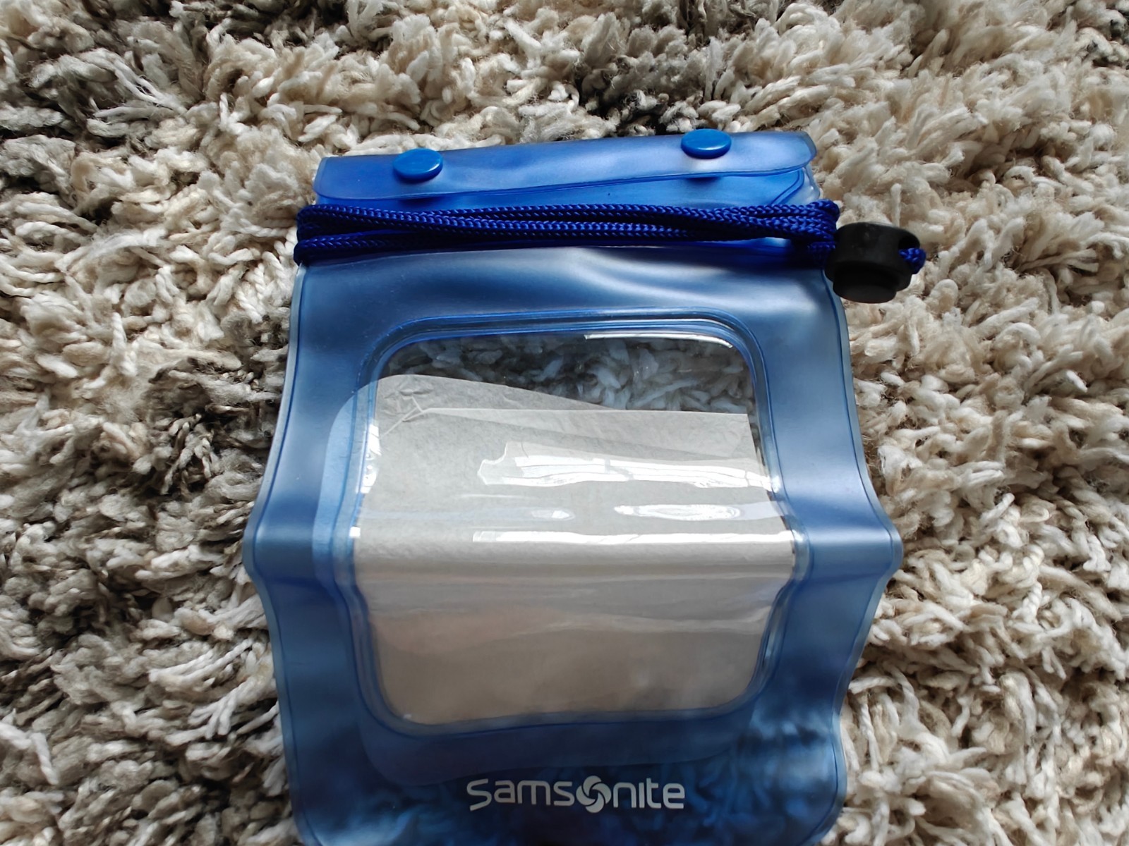 Wallet / Passport / Lanyard / Water Resist