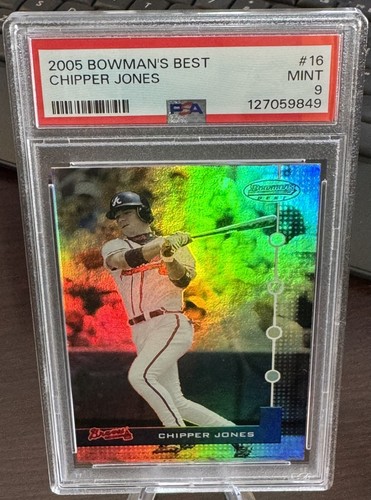 2005 Bowman's Best Chipper Jones [Blue] #16 card