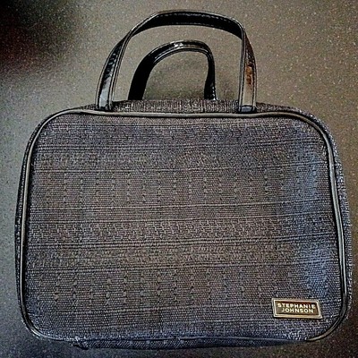 can you bring a hydroflask on the plane