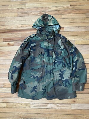 US Military C/W Field Coat w/Hood Large Regular Woodland Camo Cold Weather Patch