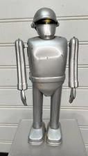 Vintage 2001 - The Day the Earth Stood Still Wind up Toy robot GORT (Rocket USA)