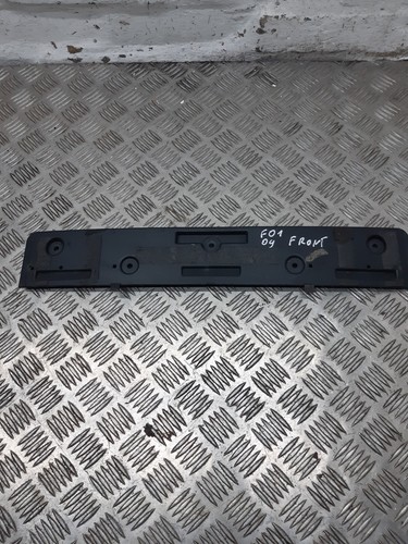 BMW 7 Serie F01 Kennzeichenhalter Vorne Stoßstange 7187366 2009