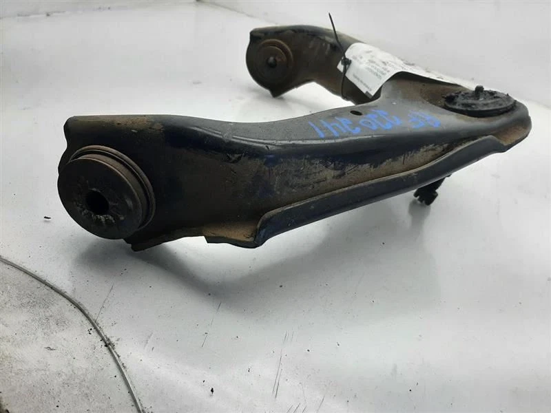 上控制臂前 00-13 雪佛兰 SUBURBAN 2500 25905442 — 第 4/4 张图片