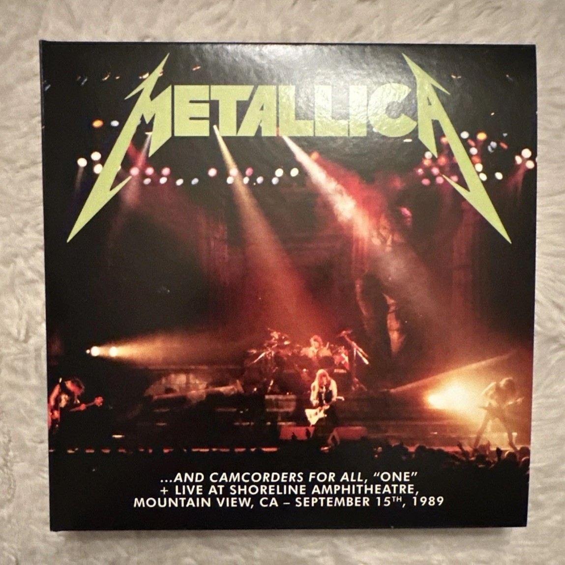 LIVE MV DVD 2枚で999円 Metallica 2 DVD Live At Shoreline Amphitheater 1989 Used
