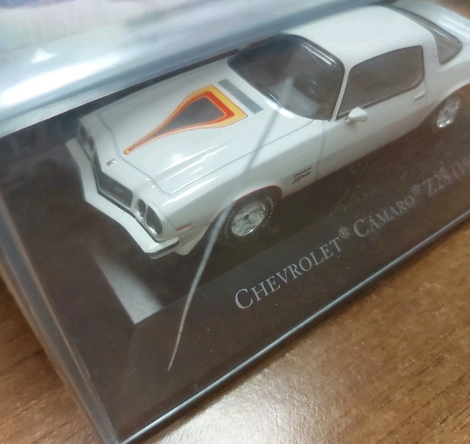Modellino American cars 1:43 CHEVROLET EL CAMARO Z28 (1977) diecast TECA RIGATA - Immagine 3 di 3