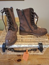 Blowfish Boots Size Size 7 Brown Faux Leather Women's Lace Up/ Zip Up Preloved