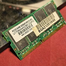 : 64MB PC133 SDRAM Desktop RAM 133MHz 168-Pin DIMM Legacy Memory U17064A4NC8612Q