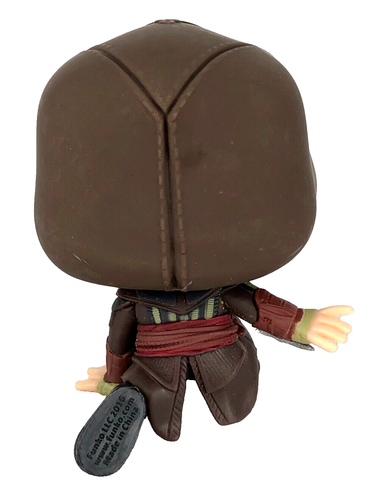 Funko POP! Assassins Creed #379 Aguilar Crouching Figure Loot Crate Exclusive - Picture 2 of 2