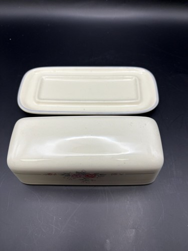 Pfaltzgraff Trousseau Butter Dish Beige Rose 7"x3"x3" Floral Light Blue Edge - Picture 3 of 7