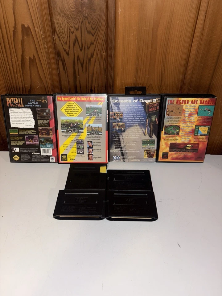 VTG Sega Genesis Game LOT - Sonic 2, Streets Of Rage 2, Mega Bomberman, TESTED - Image 2 of 4