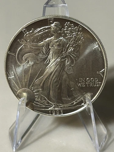 1993 American Silver Eagle 1 oz .999 Silver • Uncirculated Early Date Eagle