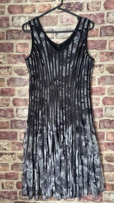 Quiz Stylish & Classic Black & Silver Fit And Flare Sheer Dress. Size 12 Unique