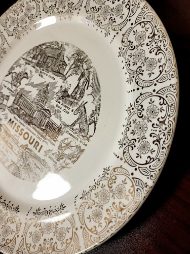 Missouri Vtg Travel Souvenir Plate 10" Transfer Gold Detail - Picture 7 of 9