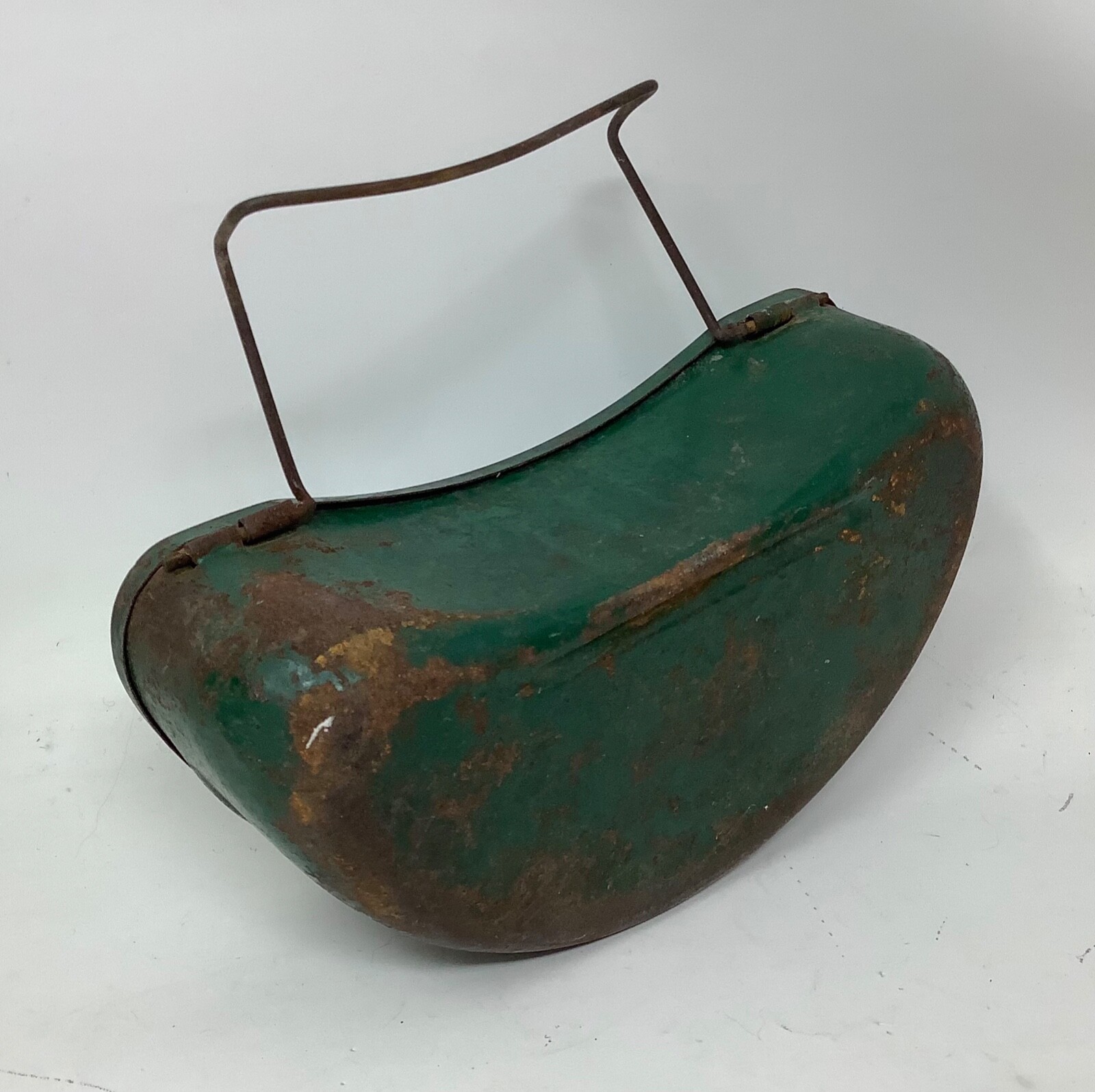 Vintage Old Pal Fishing Metal Bait Box with Old Lures Green eBay