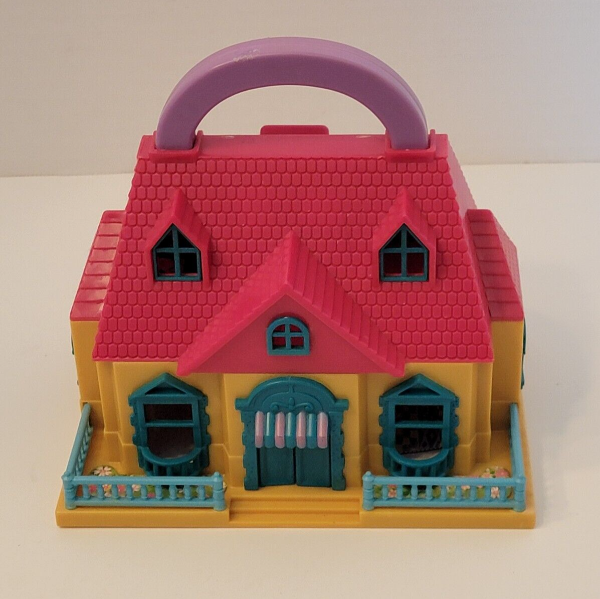 Vintage Polly Pocket Folding Dollhouse Doll House