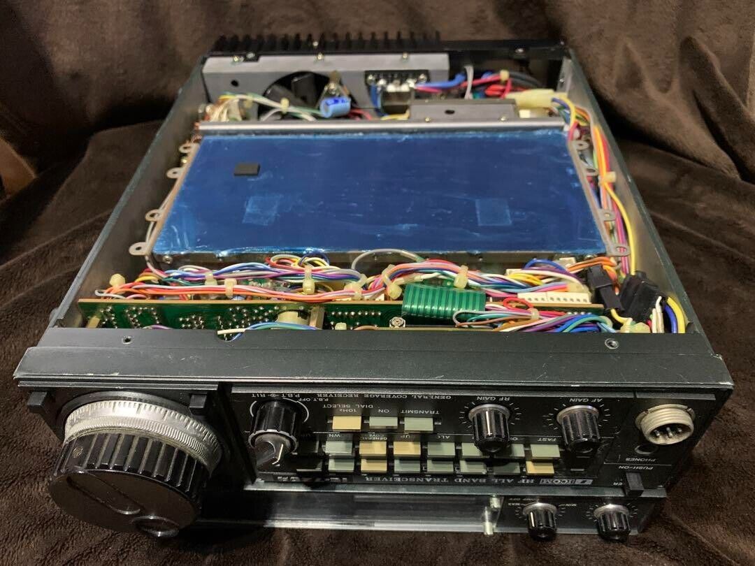 ICOM IC-720A HF All Band Transceiver | With Box | Working ICOM IC-720A HF All Band Transceiver | With Box | Working