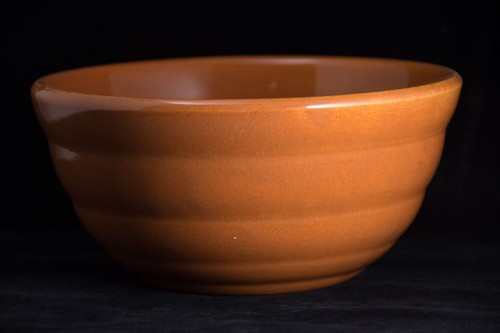 VINTAGE BAUER BEEHIVE BURNT ORANGE/PUMPKIN #18 NESTING BOWL