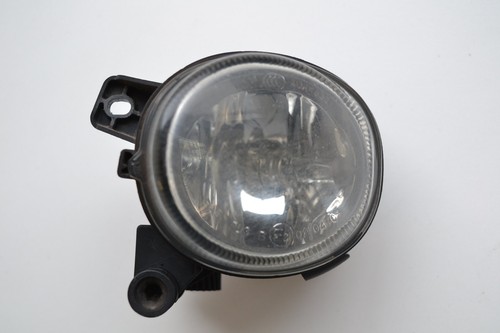 VW Passat CC 2.0 TDI 2010 RHD Nebelscheinwerfer vorne links 8T0941699 1847488