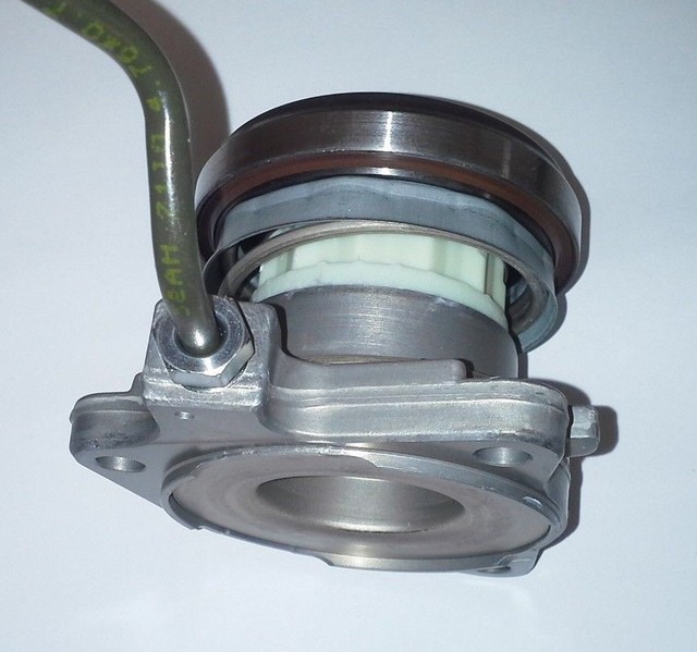 Genuine Vauxhall ASTRA Insignia ZAFIRA Clutch Slave Cylinder 55563646