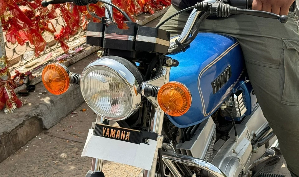 Juego de 4 señales de giro Yamaha DT100 MX100 RX125 YB100 YB125 Rx100 Foto 2 de 4